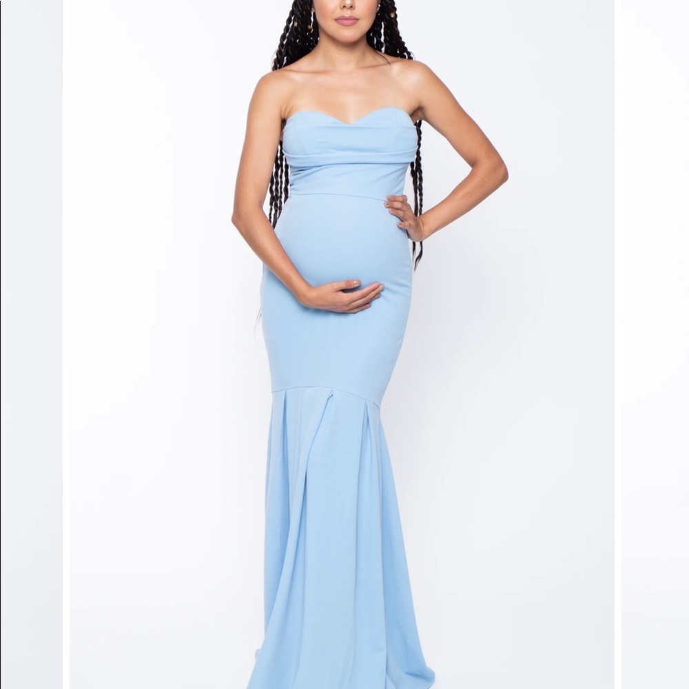 “Cinderella” maternity dress